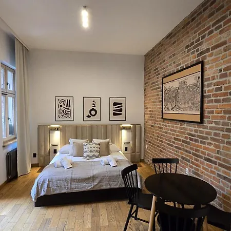 Delta Boutique Aparthotel 3*